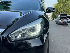 Infiniti Q70