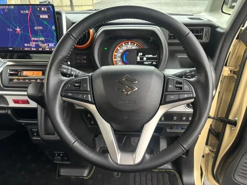 Suzuki Spacia Gear