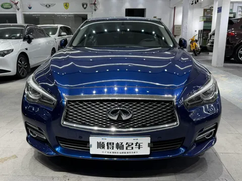 Infiniti Q50L